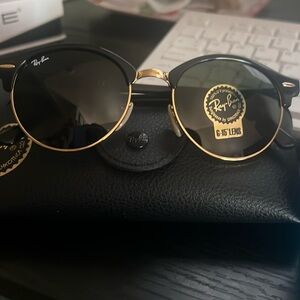 Ray ban sunglasses 🕶️